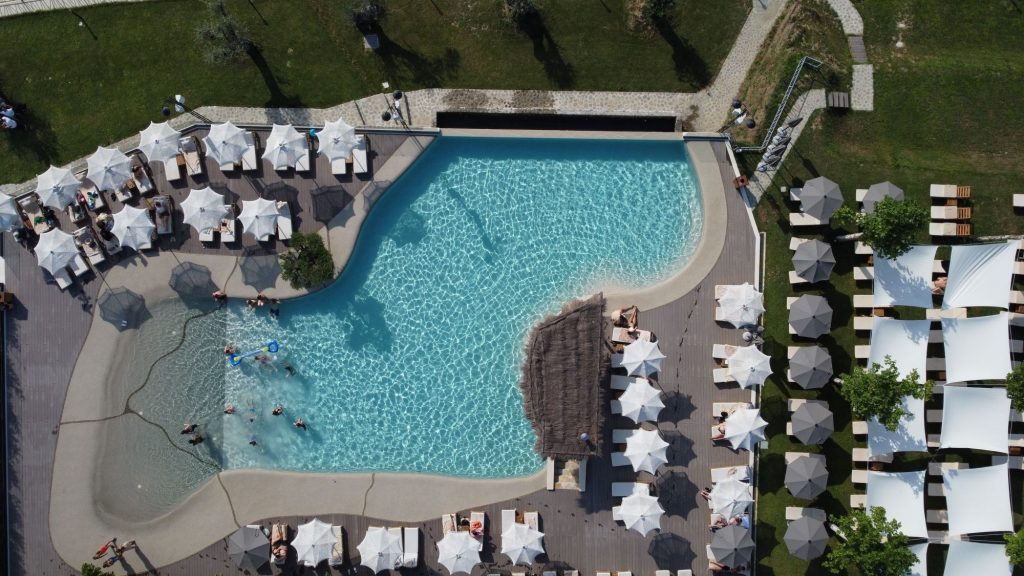  swimming pools ideal choice this summer